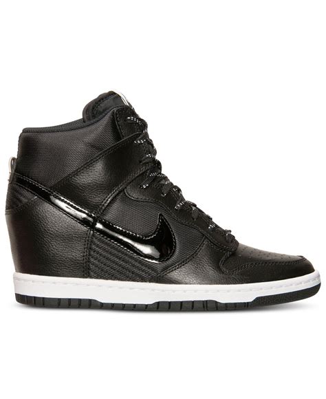 Nike dunks finish line